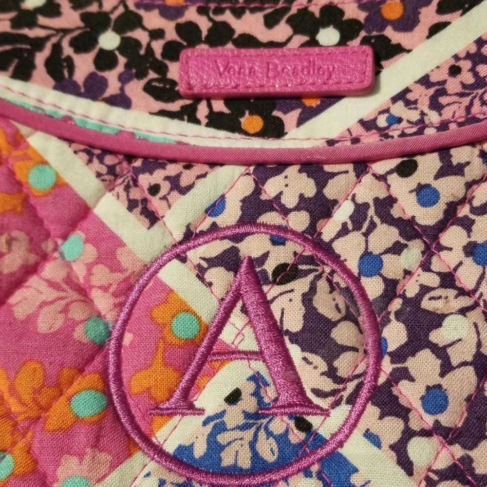 Vera Bradley monogrammed with A - Picture 2 of 4